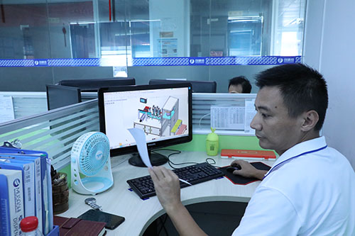 全自動點(diǎn)膠機(jī)廠家