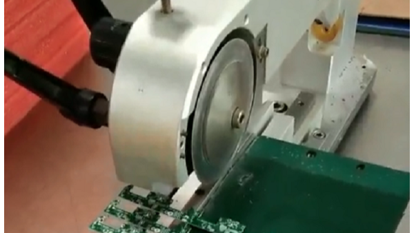 手動分板機廠家創(chuàng)精銳-設備終身維護