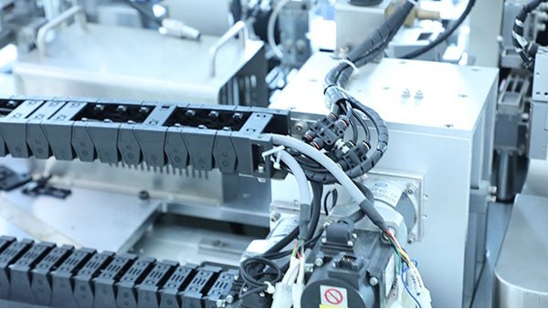 視覺全自動(dòng)點(diǎn)膠機(jī)