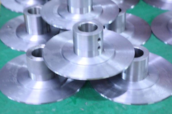 求購全自動點膠機