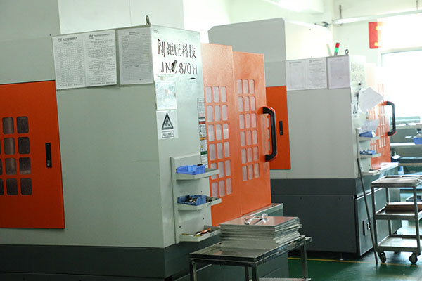 全自動(dòng)點(diǎn)膠機(jī)廠家