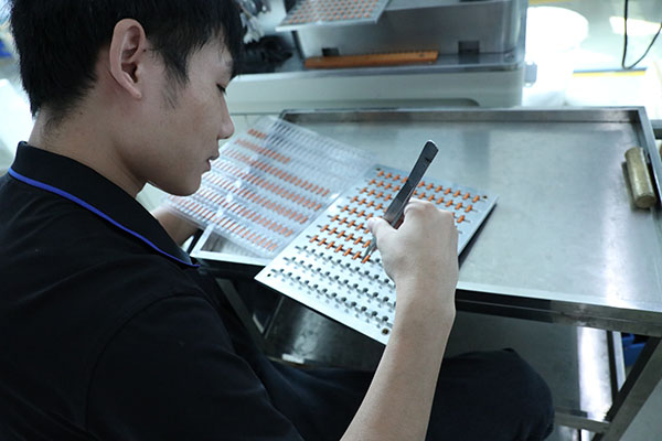 點(diǎn)膠機(jī)比較好的品牌